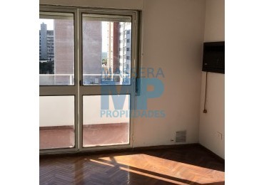 DEPARATMENTO 1 DORMITORIO AMPLIO CON BALCON A LA CALLE
